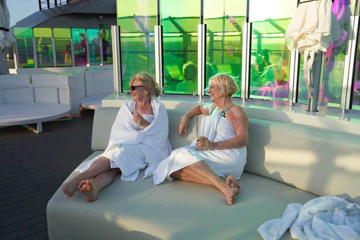 Virgin Voyages Entertainment Richard's Rooftop 10.jpg